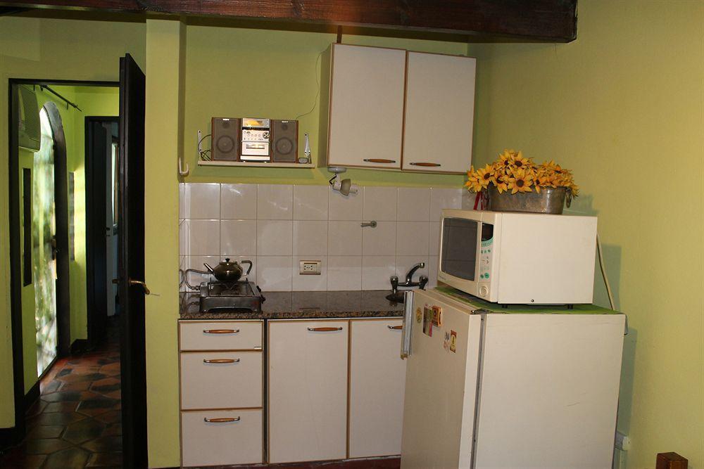Susana Just Boutique Hotel Vicente López Екстериор снимка